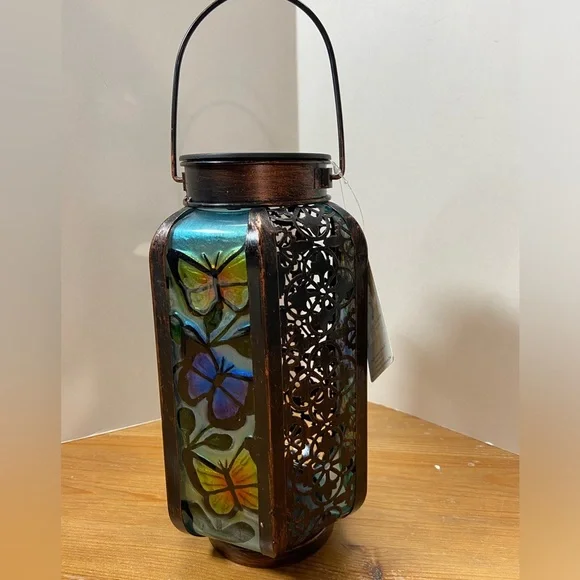 Colorful Butterfly Lantern - Picture 5 of 6